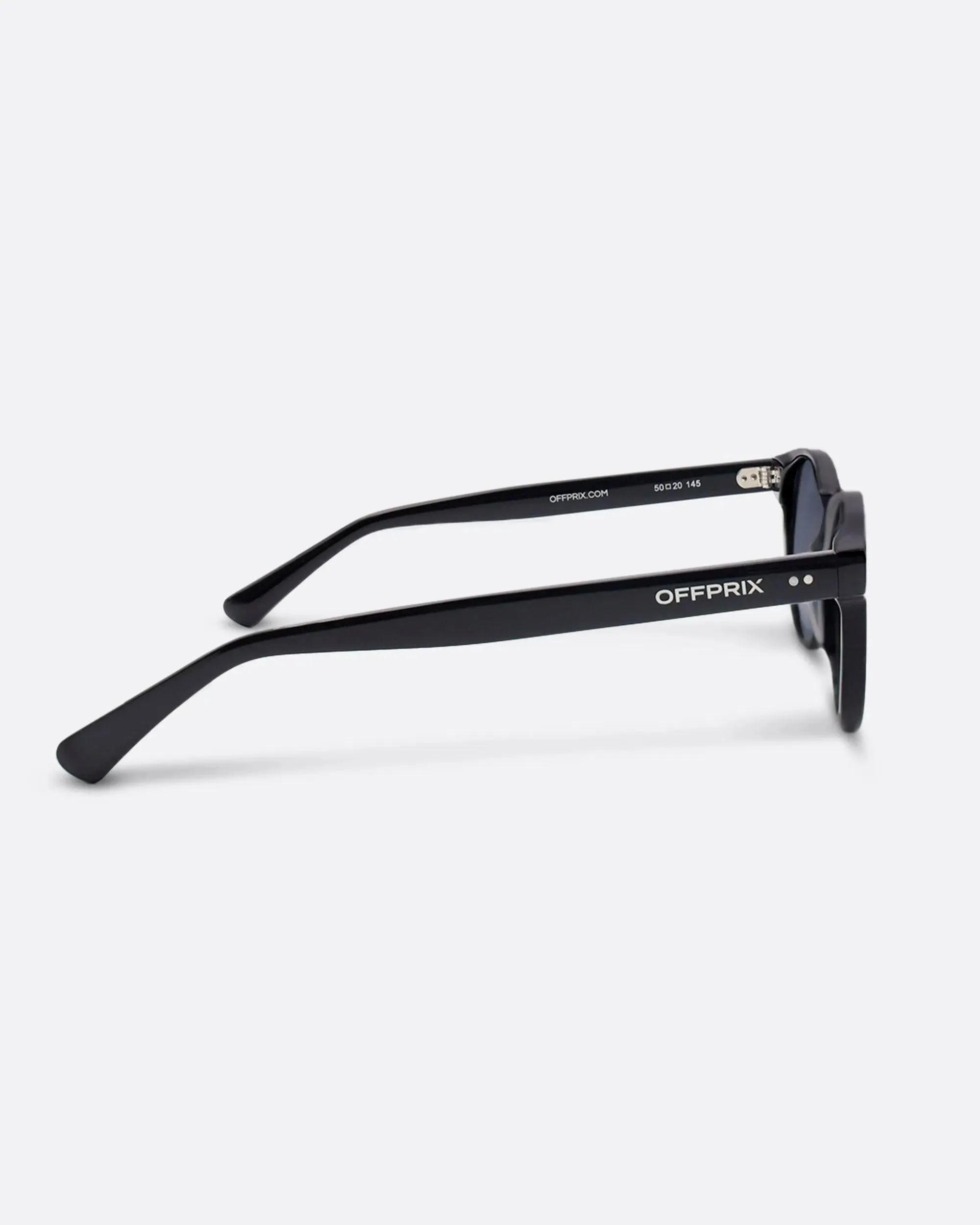 01 - BLACK sunglasses by OFFPRIX made of Italian Mazzucchelli™ acetate with ZEISS™ gradient polarized lenses