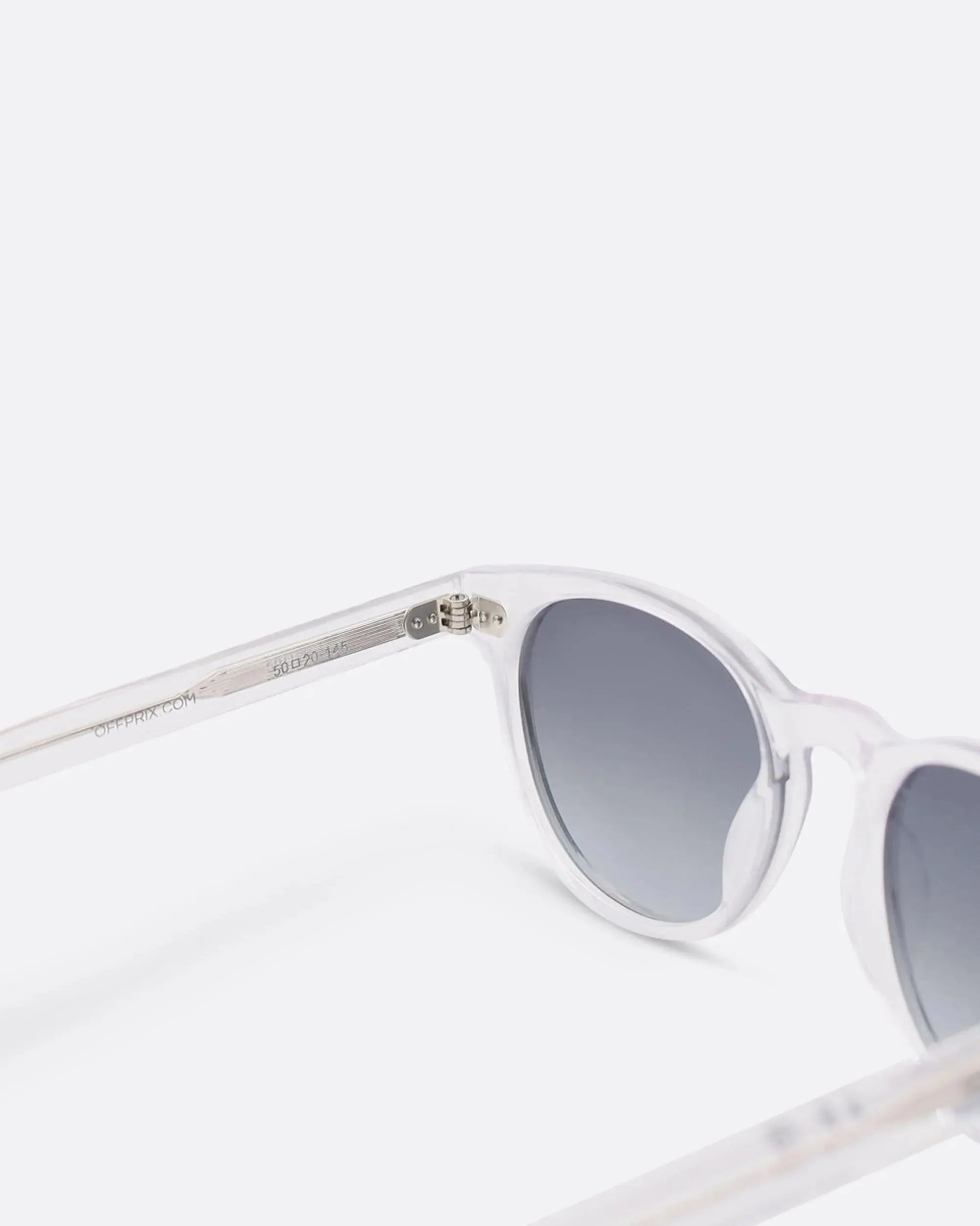 01 - CLEAR sunglasses by OFFPRIX made of Italian Mazzucchelli™ acetate with ZEISS™ gradient polarized lenses