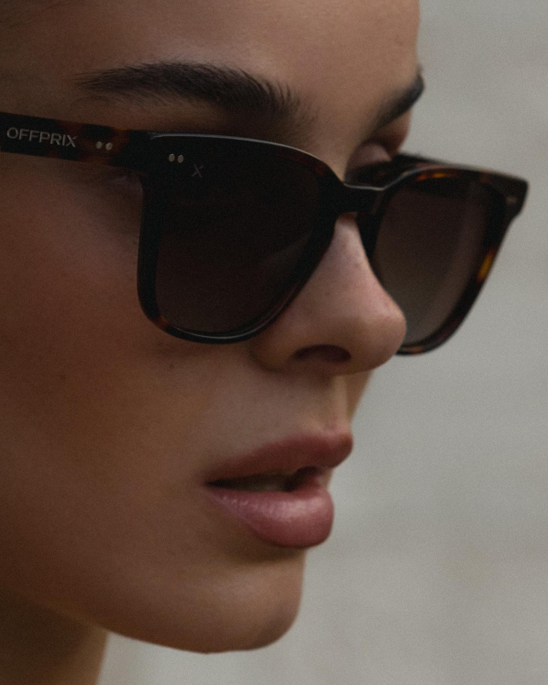 02 - TORTOISE sunglasses by OFFPRIX made of Italian Mazzucchelli™ acetate with ZEISS™ gradient polarized lenses