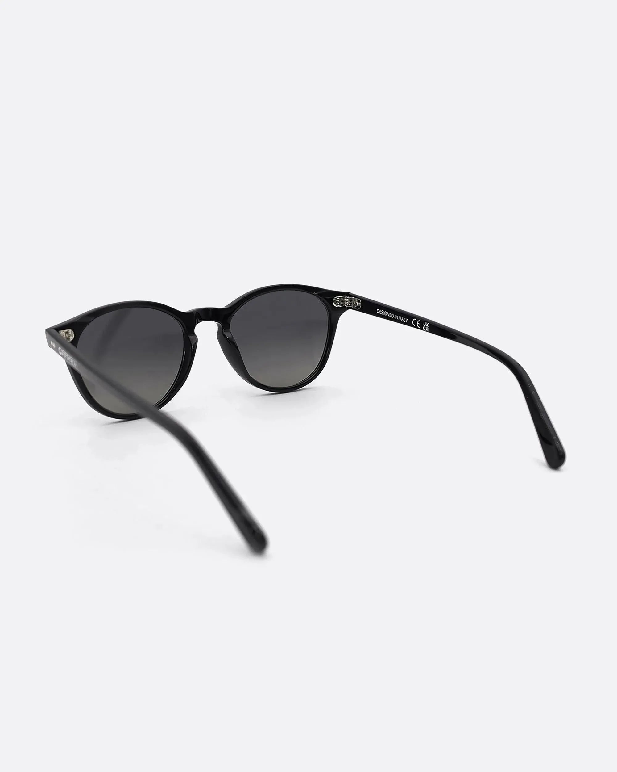 03 - BLACK sunglasses by OFFPRIX made of Italian Mazzucchelli™ acetate with ZEISS™ gradient polarized lenses
