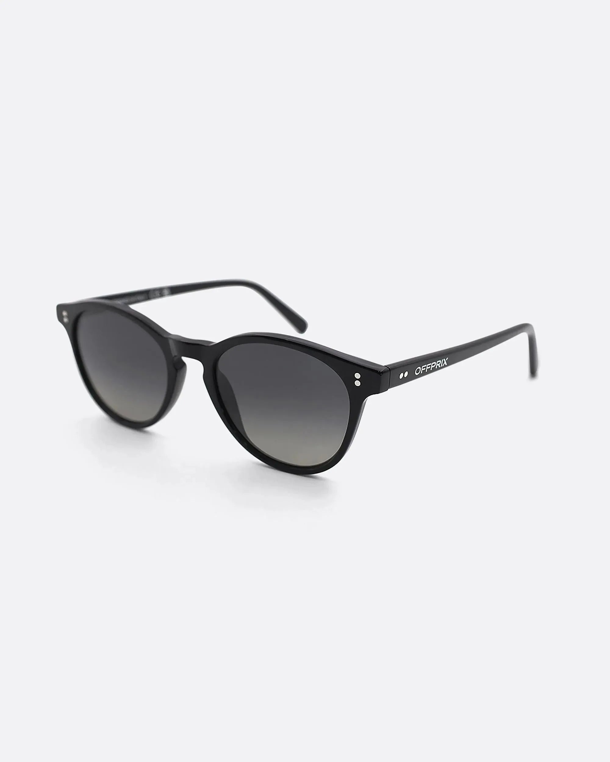 03 - BLACK sunglasses by OFFPRIX made of Italian Mazzucchelli™ acetate with ZEISS™ gradient polarized lenses