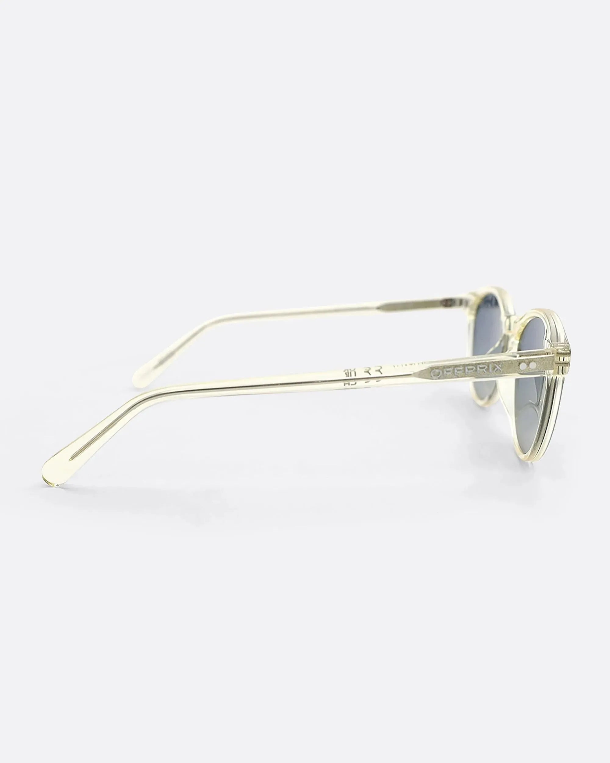 03 - CHAMPAGNE BLUE sunglasses by OFFPRIX made of Italian Mazzucchelli™ acetate with ZEISS™ gradient polarized lenses