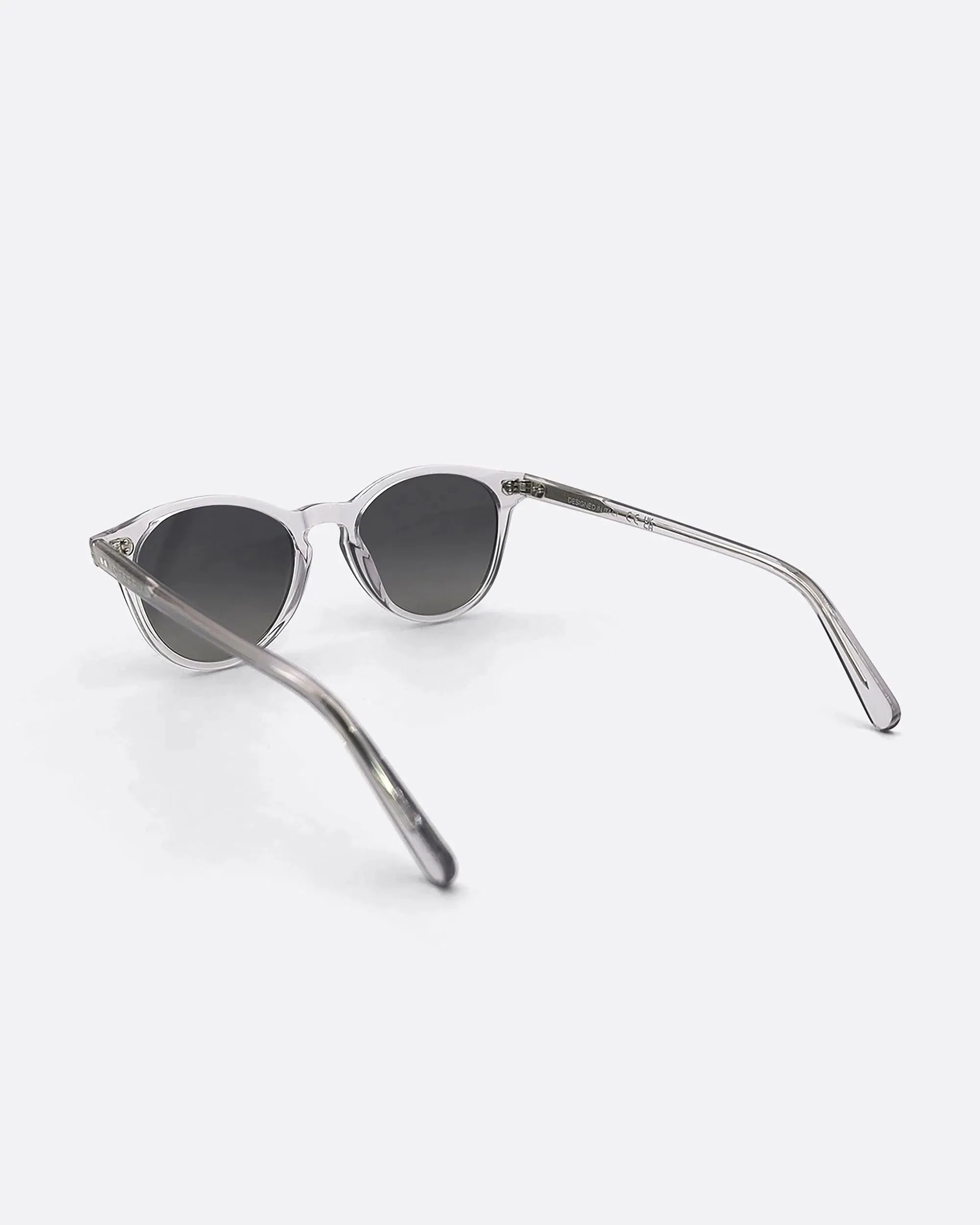 03 - CRYSTAL GREY sunglasses by OFFPRIX made of Italian Mazzucchelli™ acetate with ZEISS™ gradient polarized lenses