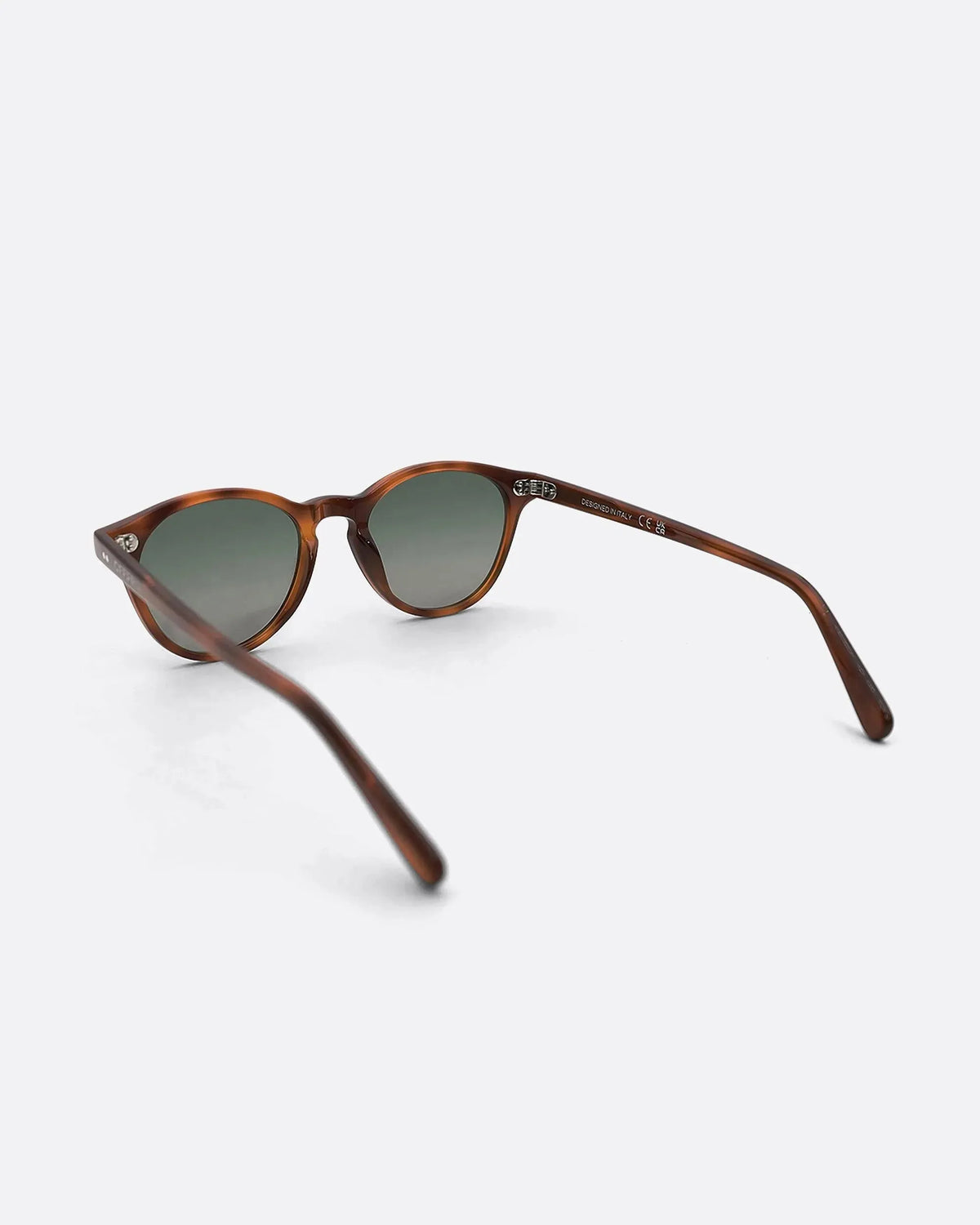 03 - HAVANA GREEN sunglasses by OFFPRIX made of Italian Mazzucchelli™ acetate with ZEISS™ gradient polarized lenses