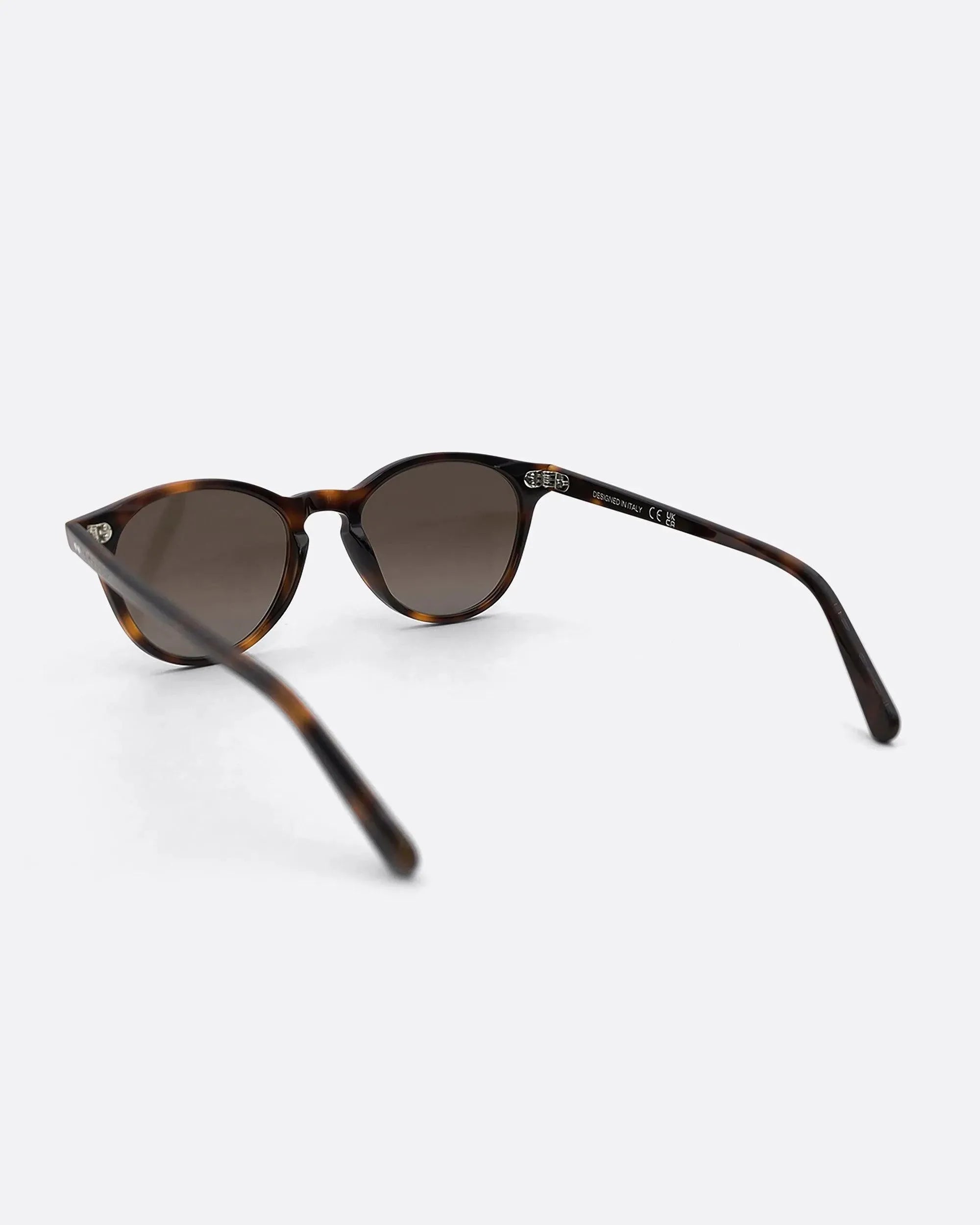 03 - TORTOISE BROWN sunglasses by OFFPRIX made of Italian Mazzucchelli™ acetate with ZEISS™ gradient polarized lenses