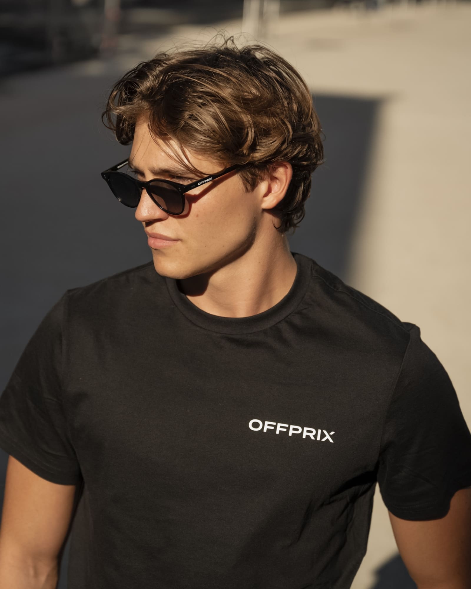 03 - BLACK sunglasses by OFFPRIX made of Italian Mazzucchelli™ acetate with ZEISS™ gradient polarized lenses