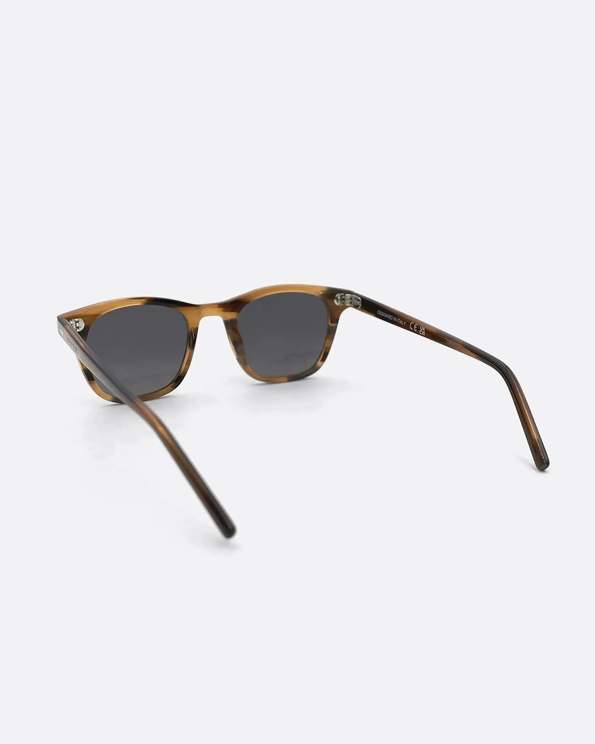 04 - BAMBOO GREY sunglasses by OFFPRIX made of Italian Mazzucchelli™ acetate with ZEISS™ gradient polarized lenses