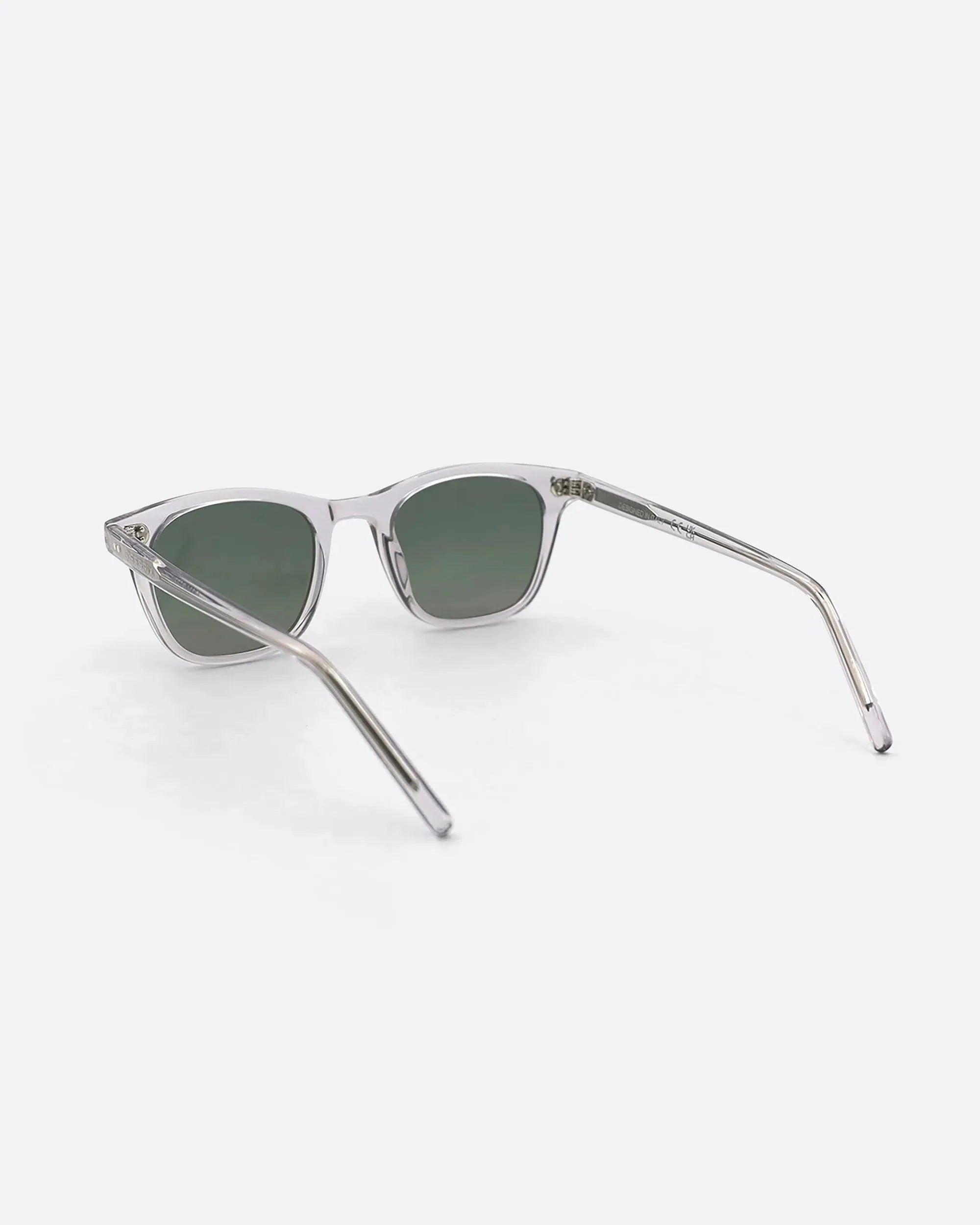 04 - CRYSTAL GREEN sunglasses by OFFPRIX made of Italian Mazzucchelli™ acetate with ZEISS™ gradient polarized lenses