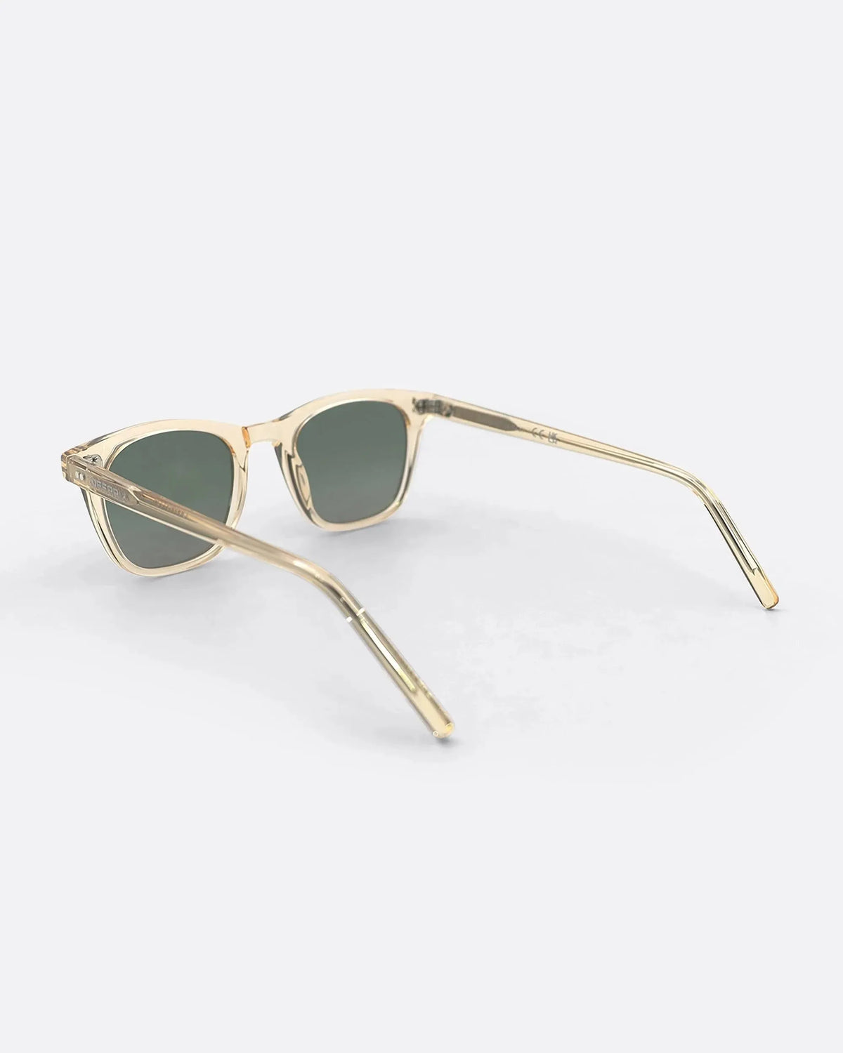 04 - ECRU GREEN sunglasses by OFFPRIX made of Italian Mazzucchelli™ acetate with ZEISS™ gradient polarized lenses