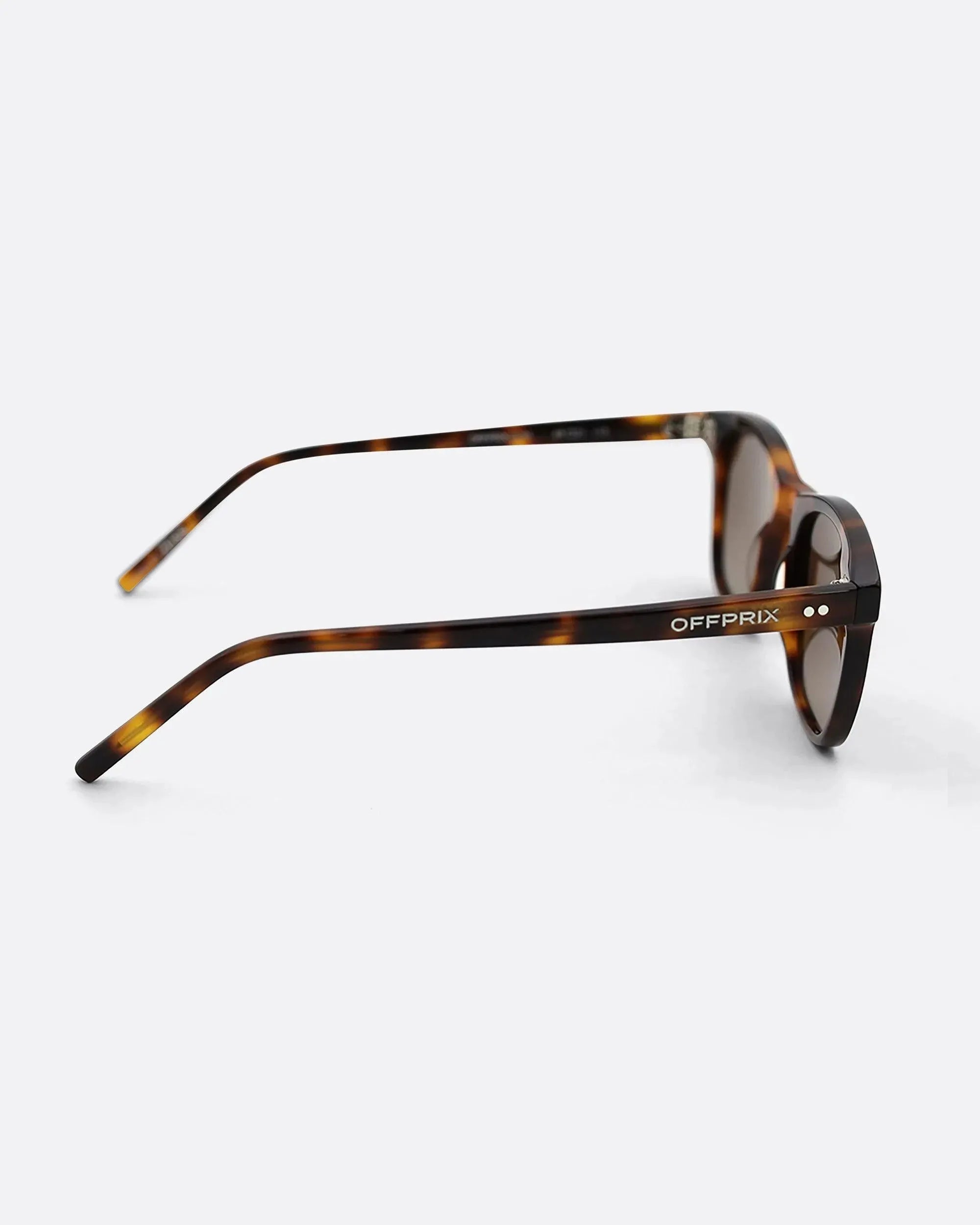 04 - TORTOISE BROWN sunglasses by OFFPRIX made of Italian Mazzucchelli™ acetate with ZEISS™ gradient polarized lenses