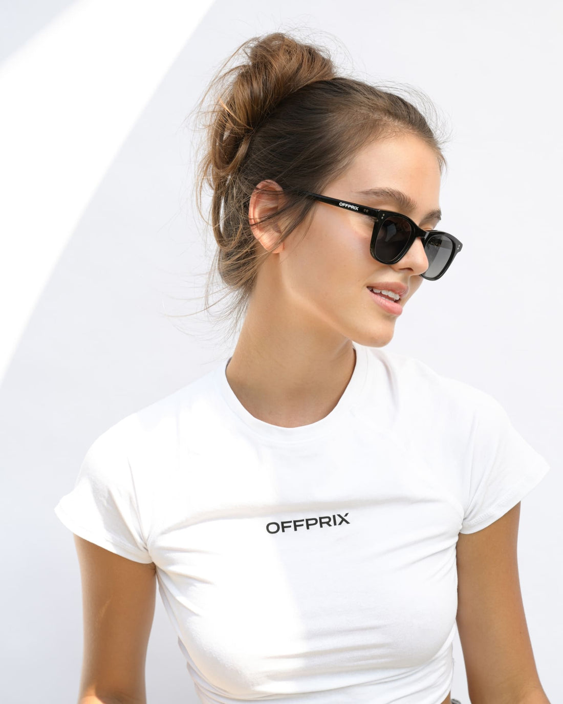 04 - BLACK sunglasses by OFFPRIX made of Italian Mazzucchelli™ acetate with ZEISS™ gradient polarized lenses
