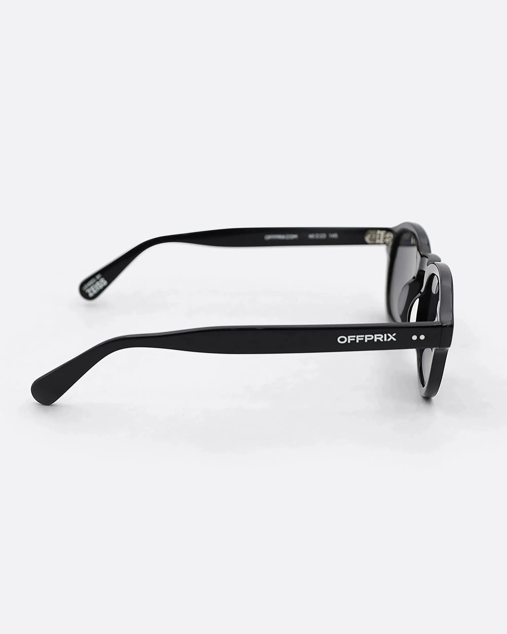 LINO - BLACK sunglasses by OFFPRIX made of Italian Mazzucchelli™ acetate with ZEISS™ gradient polarized lenses