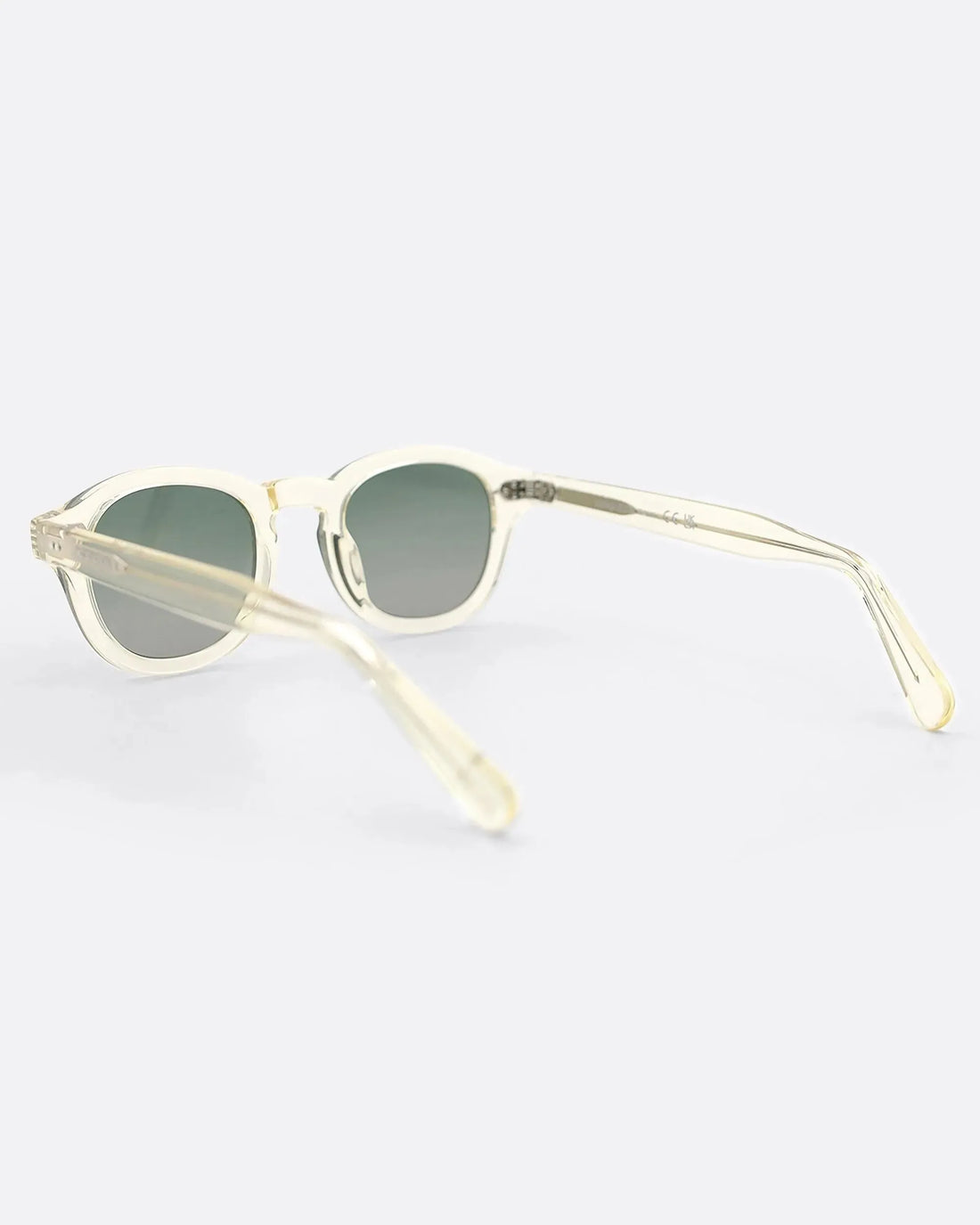LINO - CHAMPAGNE GREEN sunglasses by OFFPRIX made of Italian Mazzucchelli™ acetate with ZEISS™ gradient polarized lenses