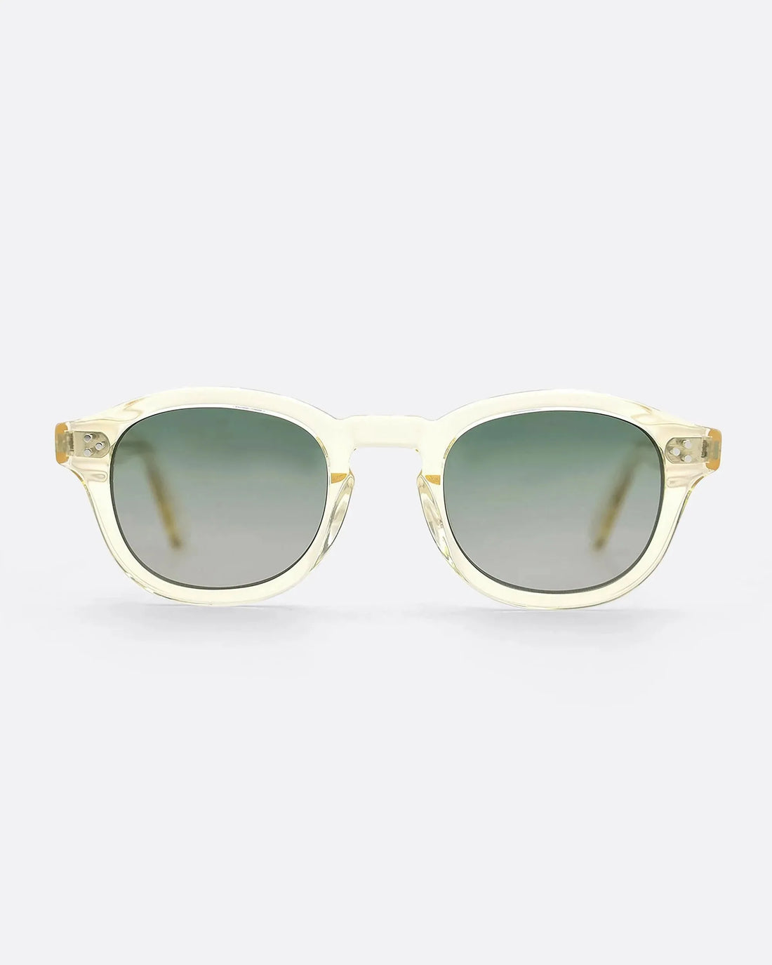 LINO - CHAMPAGNE GREEN sunglasses by OFFPRIX made of Italian Mazzucchelli™ acetate with ZEISS™ gradient polarized lenses