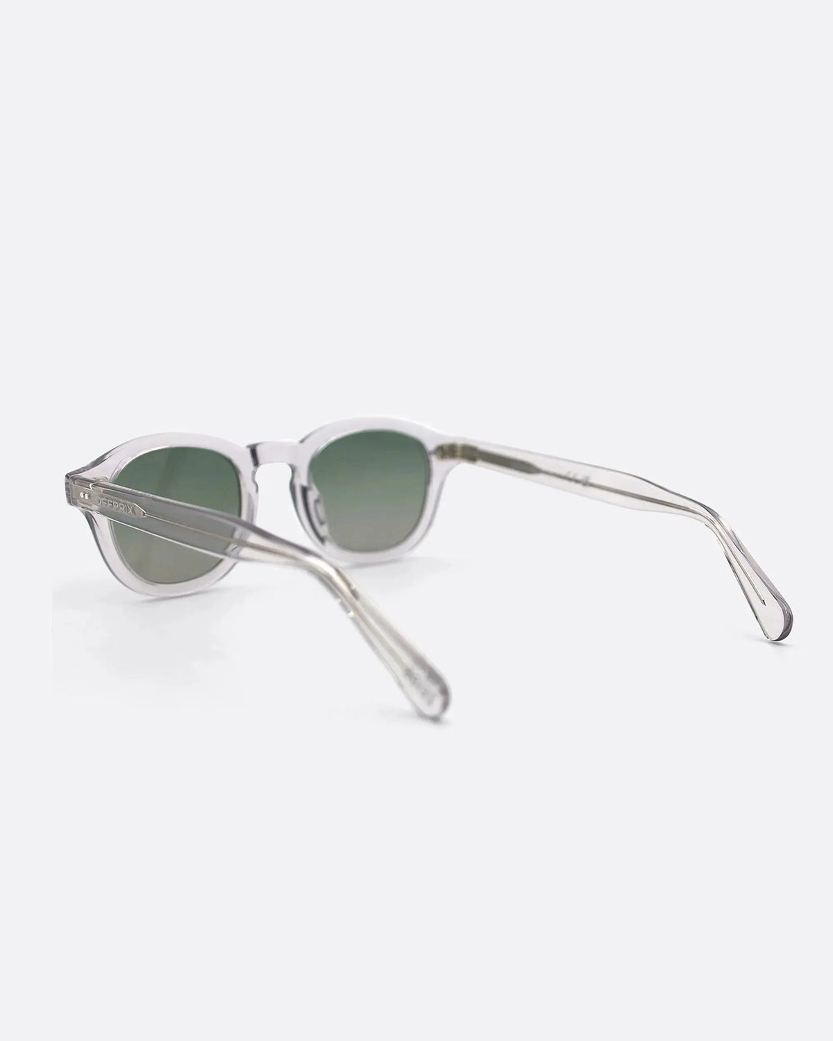 LINO - CRYSTAL GREEN sunglasses by OFFPRIX made of Italian Mazzucchelli™ acetate with ZEISS™ gradient polarized lenses