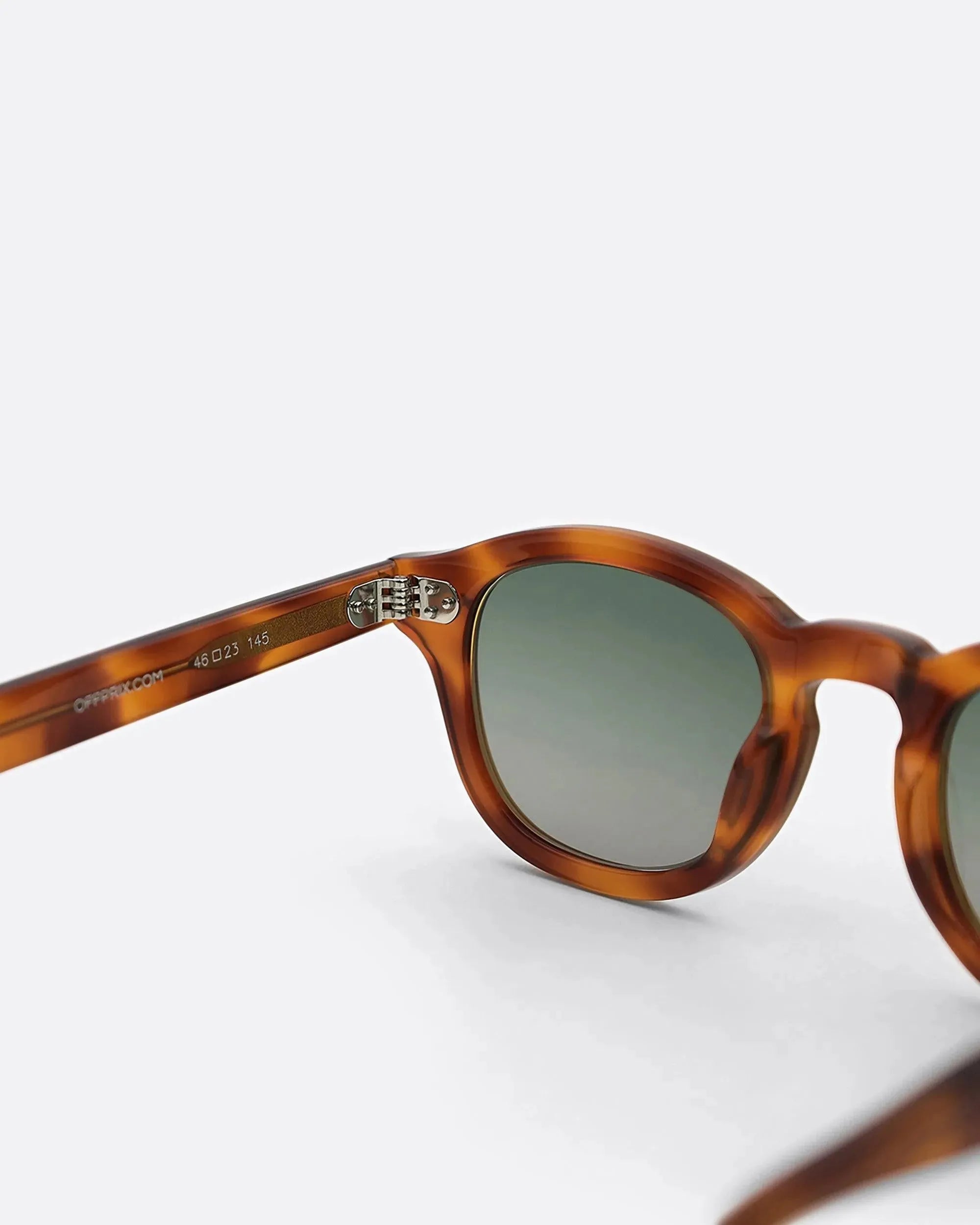 LINO - HAVANA GREEN sunglasses by OFFPRIX made of Italian Mazzucchelli™ acetate with ZEISS™ gradient polarized lenses