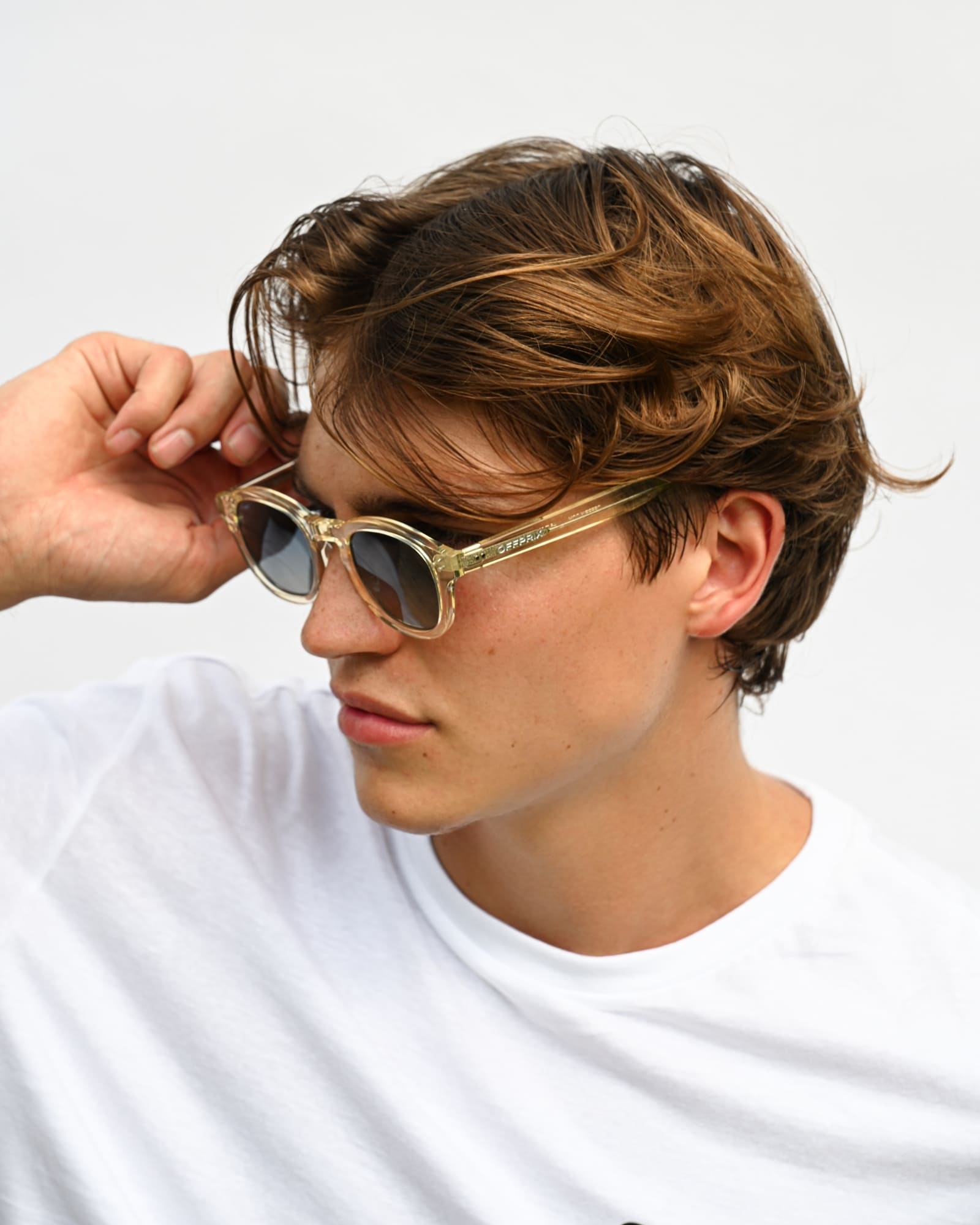 LINO - CHAMPAGNE BLUE sunglasses by OFFPRIX made of Italian Mazzucchelli™ acetate with ZEISS™ gradient polarized lenses