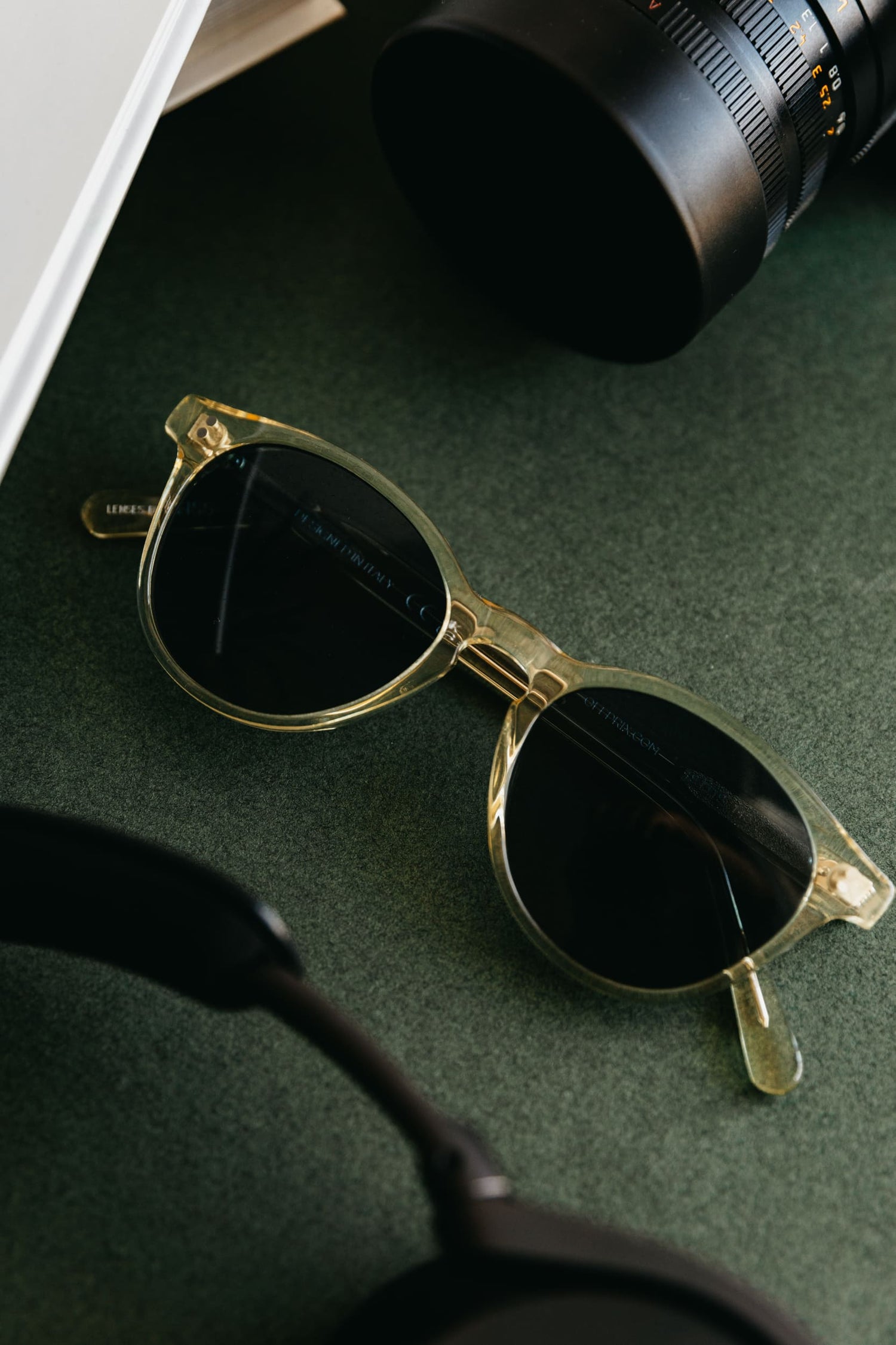 Discover the OFFPRIX ©03 collection with premium materials and refined Italian style