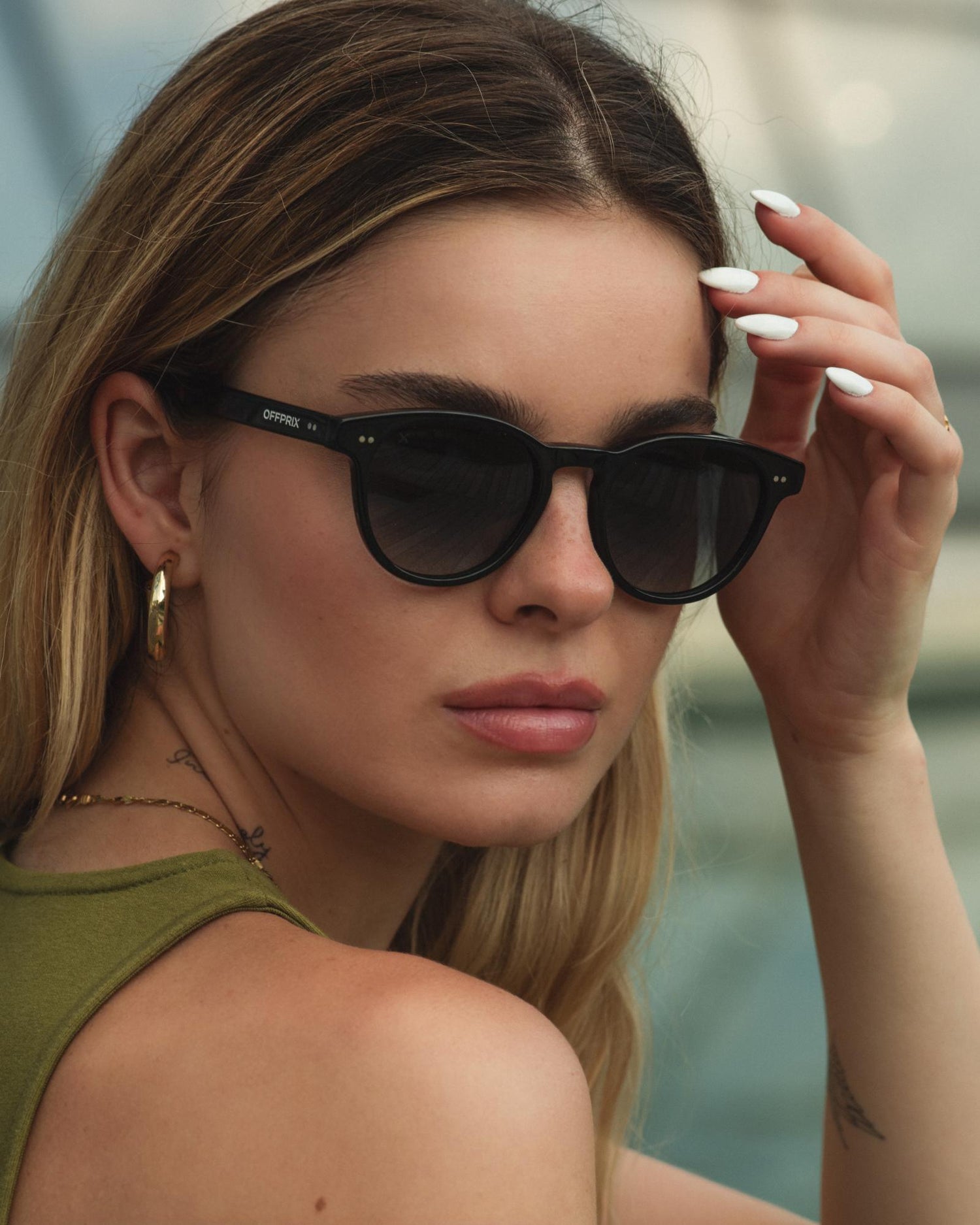 01 - BLACK sunglasses by OFFPRIX made of Italian Mazzucchelli™ acetate with ZEISS™ gradient polarized lenses