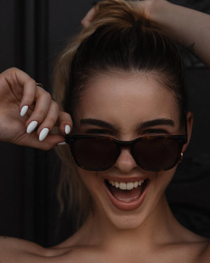 02 - TORTOISE sunglasses by OFFPRIX made of Italian Mazzucchelli™ acetate with ZEISS™ gradient polarized lenses