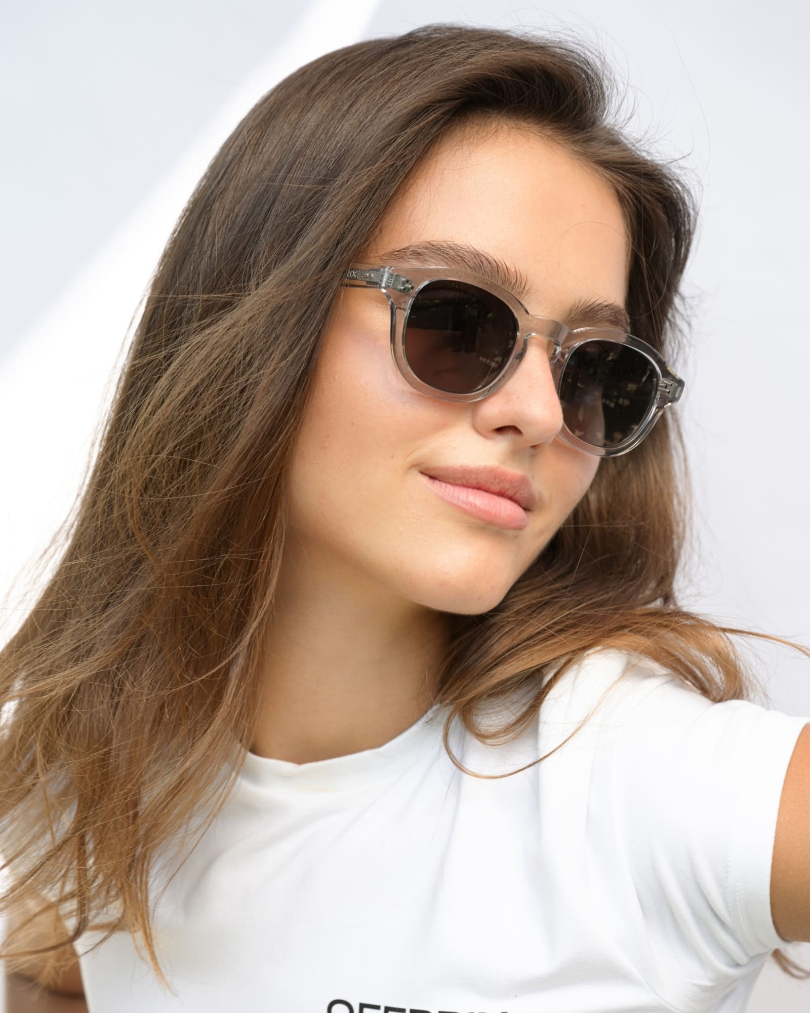 LINO - CRYSTAL GREY sunglasses by OFFPRIX made of Italian Mazzucchelli™ acetate with ZEISS™ gradient polarized lenses